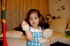手指頭斷了-2Y6m11d (20110425)